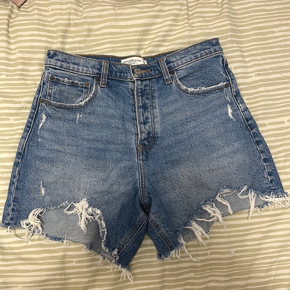 Abercrombie The Dad Short High Rise